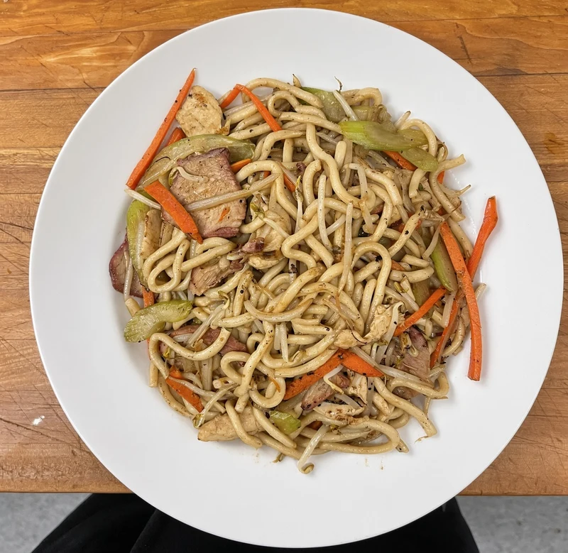 Shanghai Noodle at Fusion 28, Canadian and Asian breakfast and lunch restaurant in Regina, SK